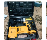 Foto compartilhada de comprador mostrando a parafusadeira ou acessório do mesmo modelo